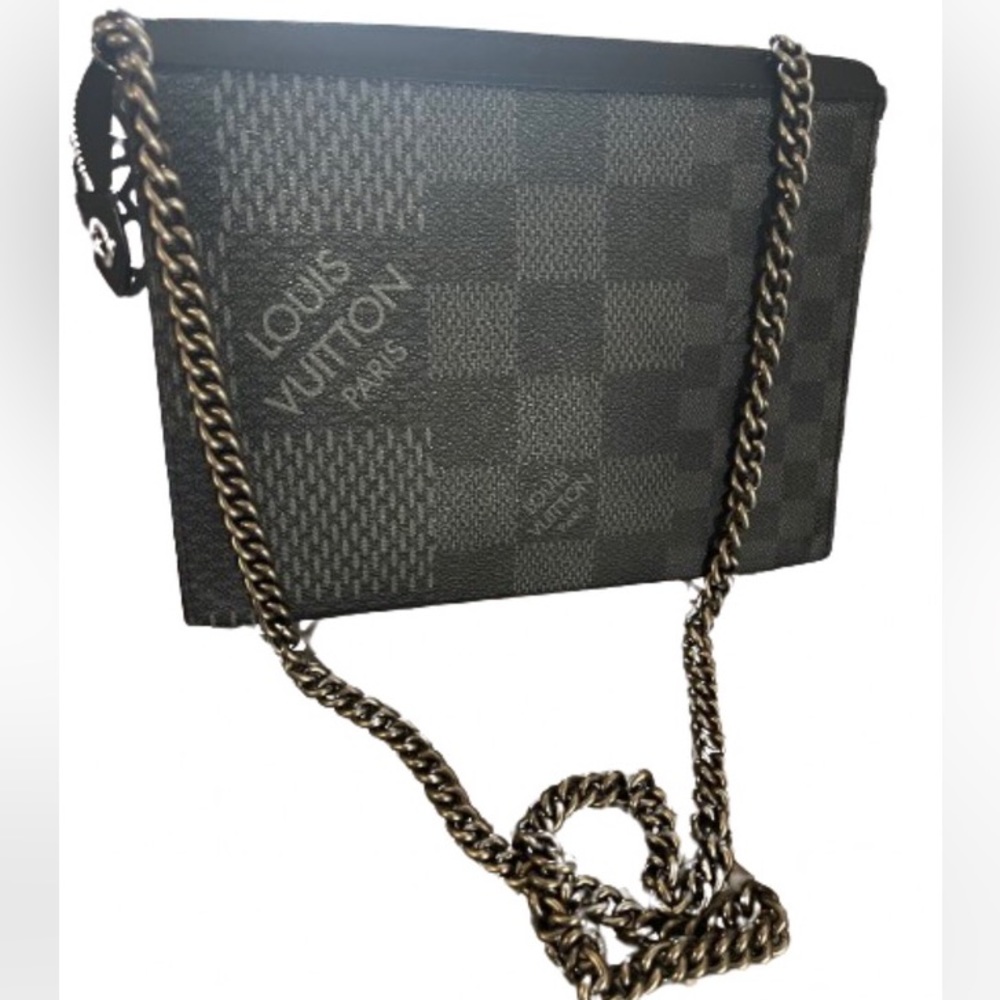 CROSSBODY LARGE POCHETTE ECLIPSE VOYAGE ZIPPER CLOSURE
